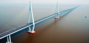 El puente que une Ningbo y Shanghai